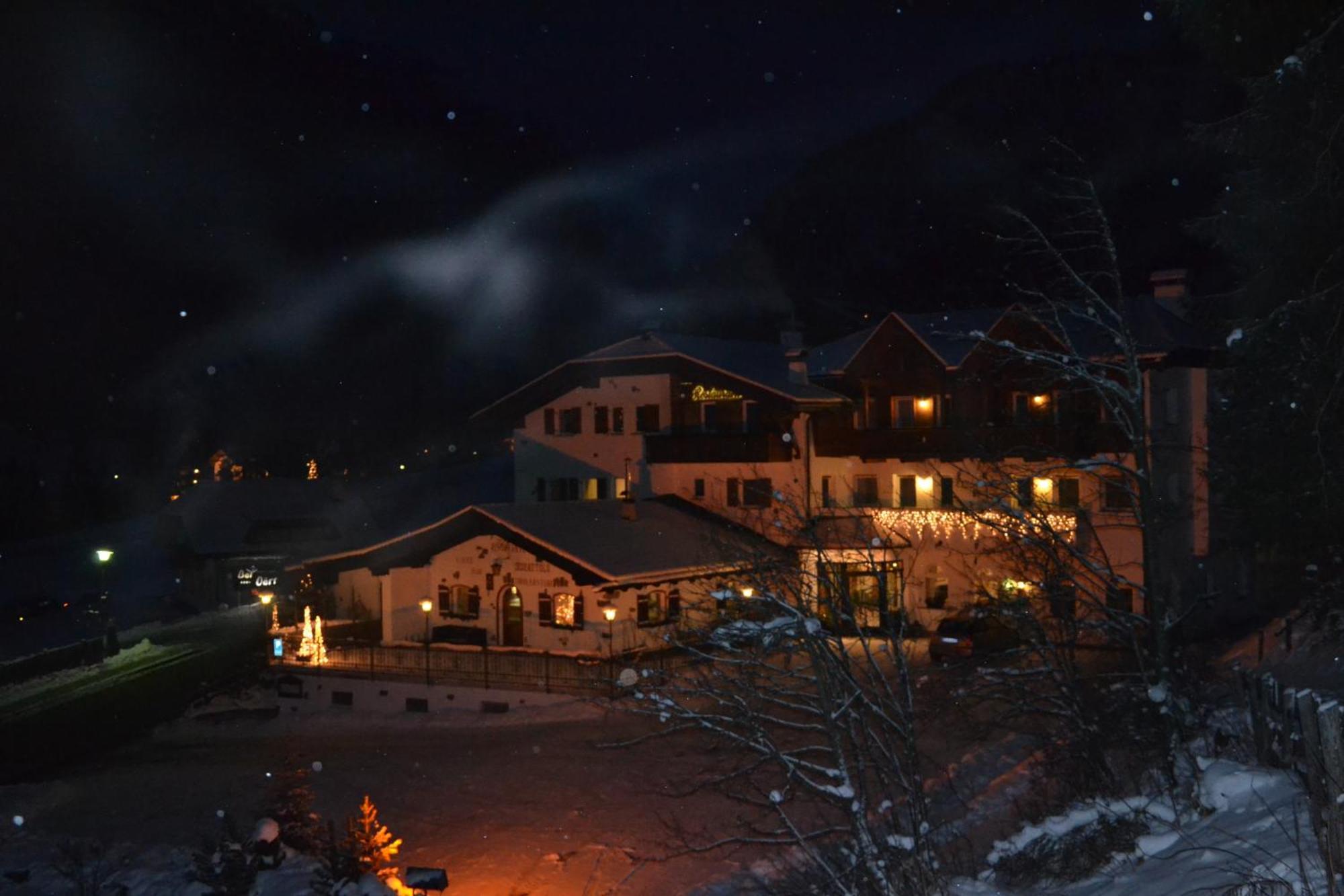Hotel Scoiattolo Selva di Val Gardena Kültér fotó