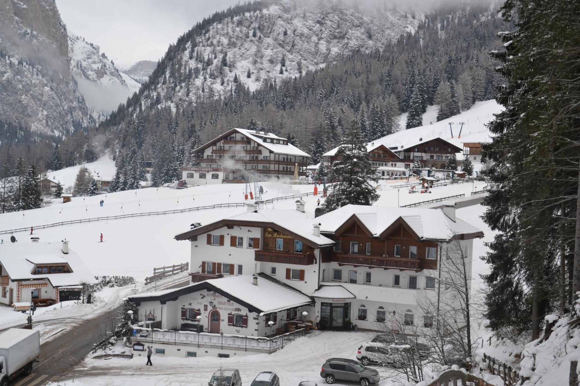 Hotel Scoiattolo Selva di Val Gardena Kültér fotó