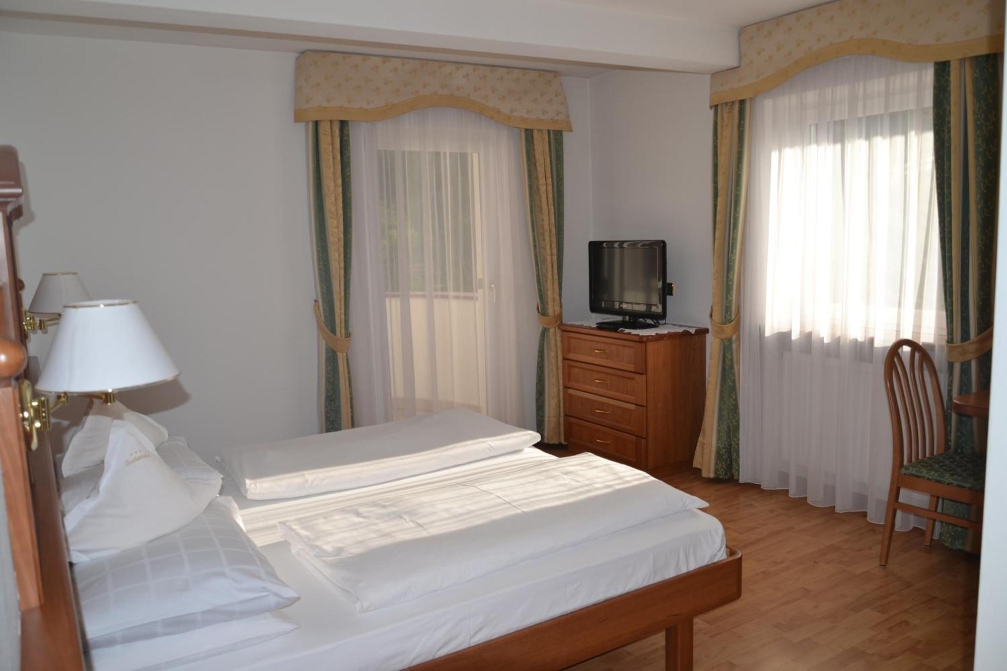 Hotel Scoiattolo Selva di Val Gardena Kültér fotó